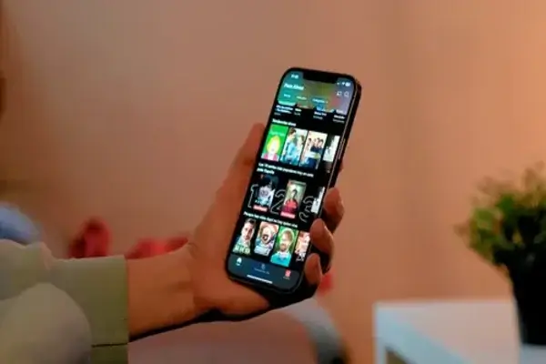 El Modo Oscuro del móvil realmente ahorra batería