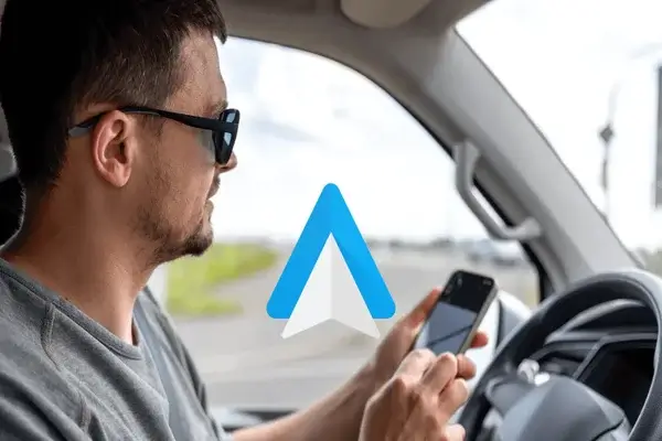 Qué hacer para que Gemini reconozca a tus contactos en Android Auto