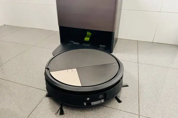 iRobot Roomba Max 705
