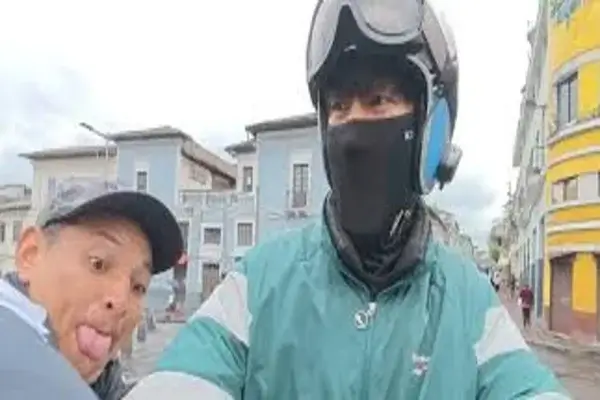 Robo a influencer coreano en la 24 de Mayo