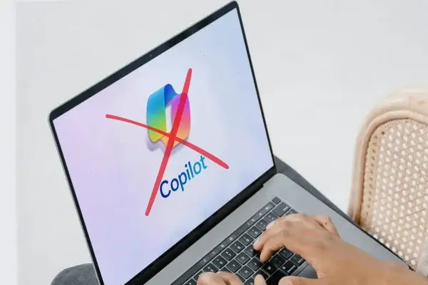 Si Copilot se reinstala continuamente en Windows 11 hay una forma efectiva de eliminarlo para siempre