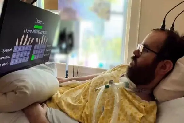 Electrodos cerebrales permiten a personas con parálisis escribir solo con la mente Ultima Ecuador