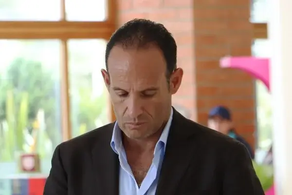 FEF designa a abogados vinculados a Universidad Católica para defender suspensión de elecciones