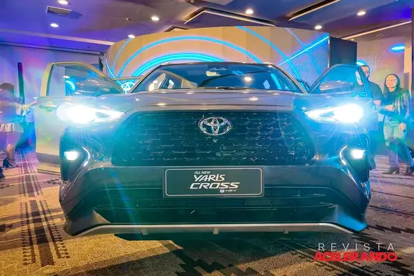 Yaris Cross HEV y RAV4 HEV