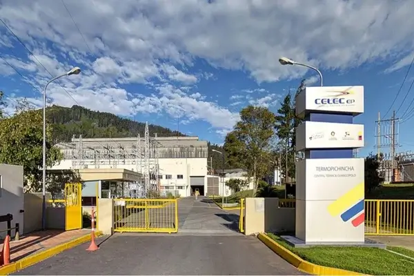 Gobierno de Ecuador prioriza arrendamiento de térmicas