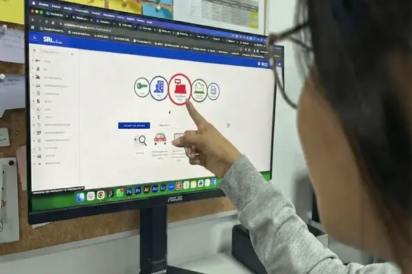 SRI habilita nuevo servicio en línea para contadores y representantes legales en Ecuador
