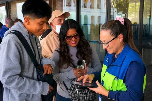 Brigadas barriales del Municipio de Quito entregarán Tarjetas ciudad