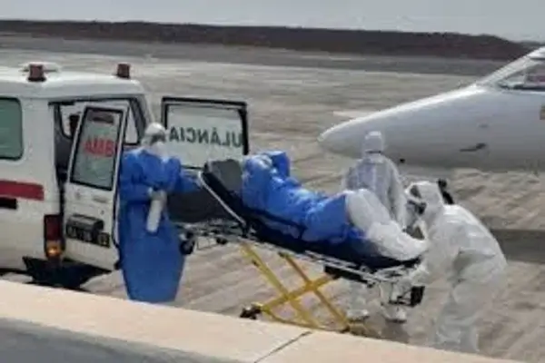 Evacúan a tres pacientes sospechosos de hantavirus del crucero