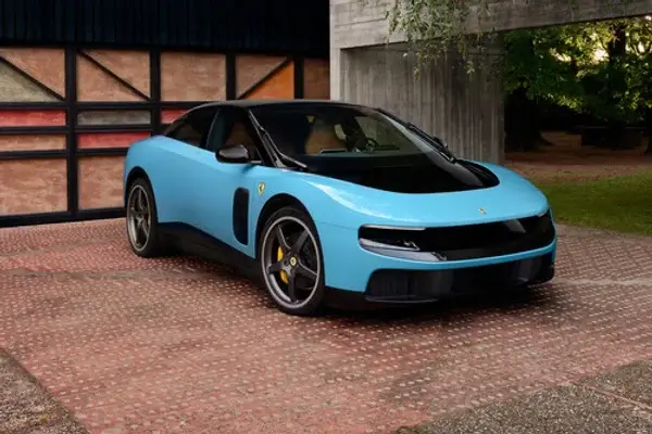 Ferrari Luce