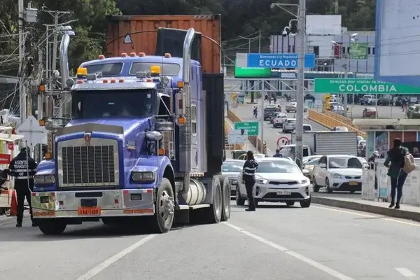 Ecuador no acata la resolución de la CAN