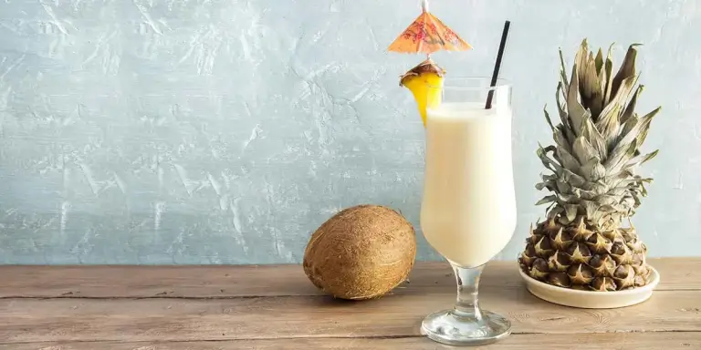 batido de piña y coco