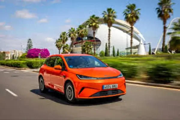 BYD Dolphin G DM i