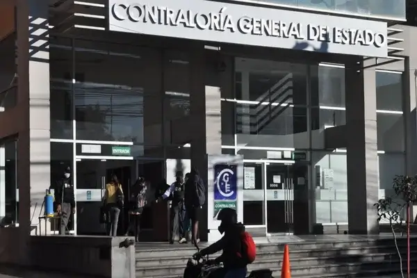 Contraloría de Ecuador borrará archivos secretos