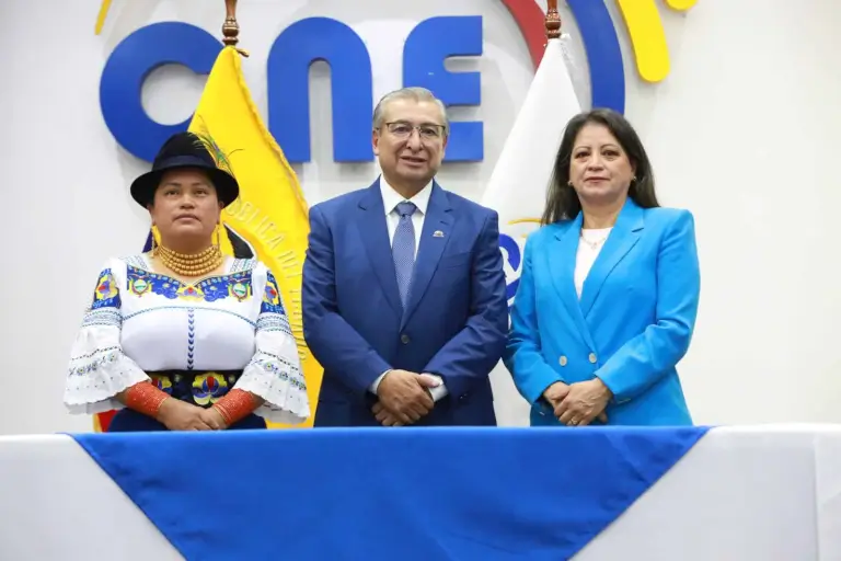 José Cabrera es designado como nuevo presidente del CNE
