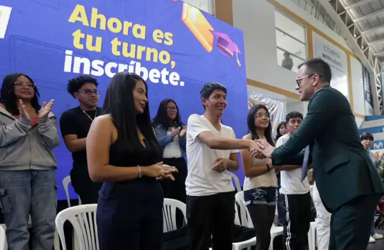 Postular al plan Jóvenes Nuevo Ecuador