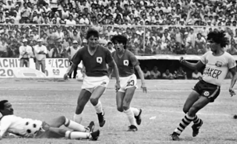 Quién transformó el fútbol ecuatoriano