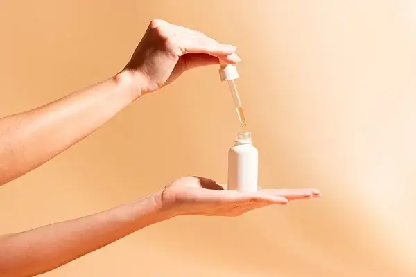 El sérum de vitamina C no sustituye a tu protector solar