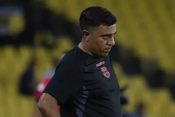 Barcelona SC oficializó la salida César Farías