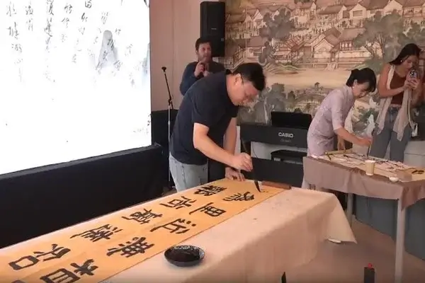 ecuatorianos persiguen sueños estudiando en China