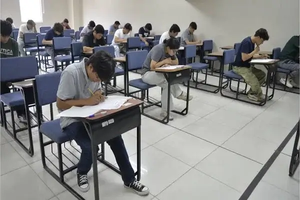 Ecuador cae en lectura matemáticas y ciencias