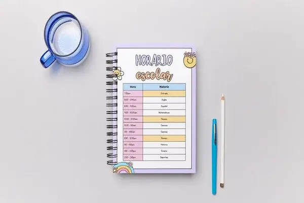 crear tus horarios de asignaturas en Canva Word o Excel