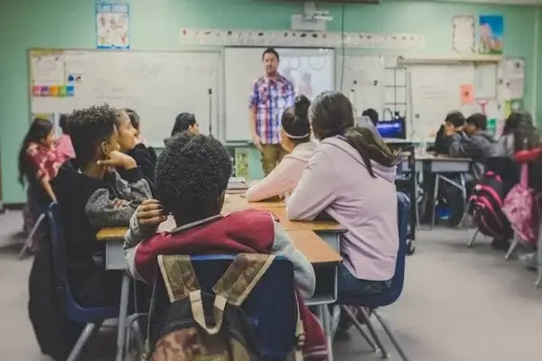 estudiantes de Ecuador bajo el nivel 2 en matemáticas