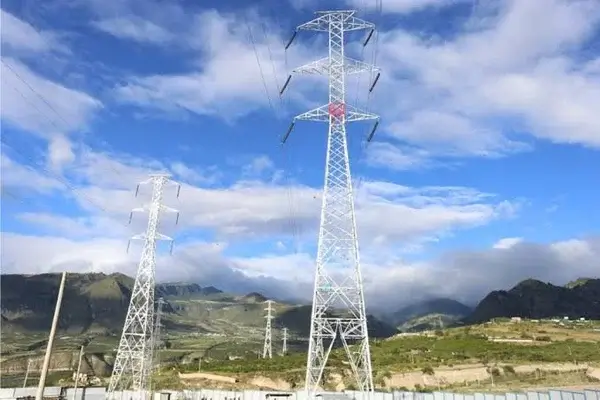 Colombia deja de vender energía a Ecuador