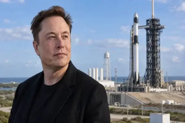 Elon Musk promete regalar una acción de SpaceX