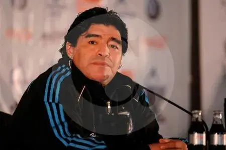 Muerte de Diego Maradona lleva a Fiscalía a pedir 12 años de prisión