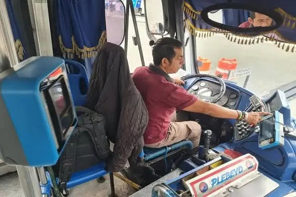 Pago electrónico en los buses de Guayaquil