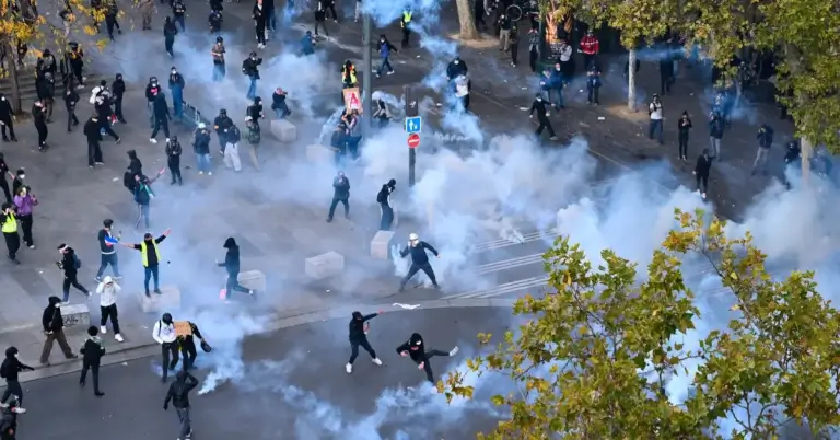 Razones detrás de las protestas en Francia
